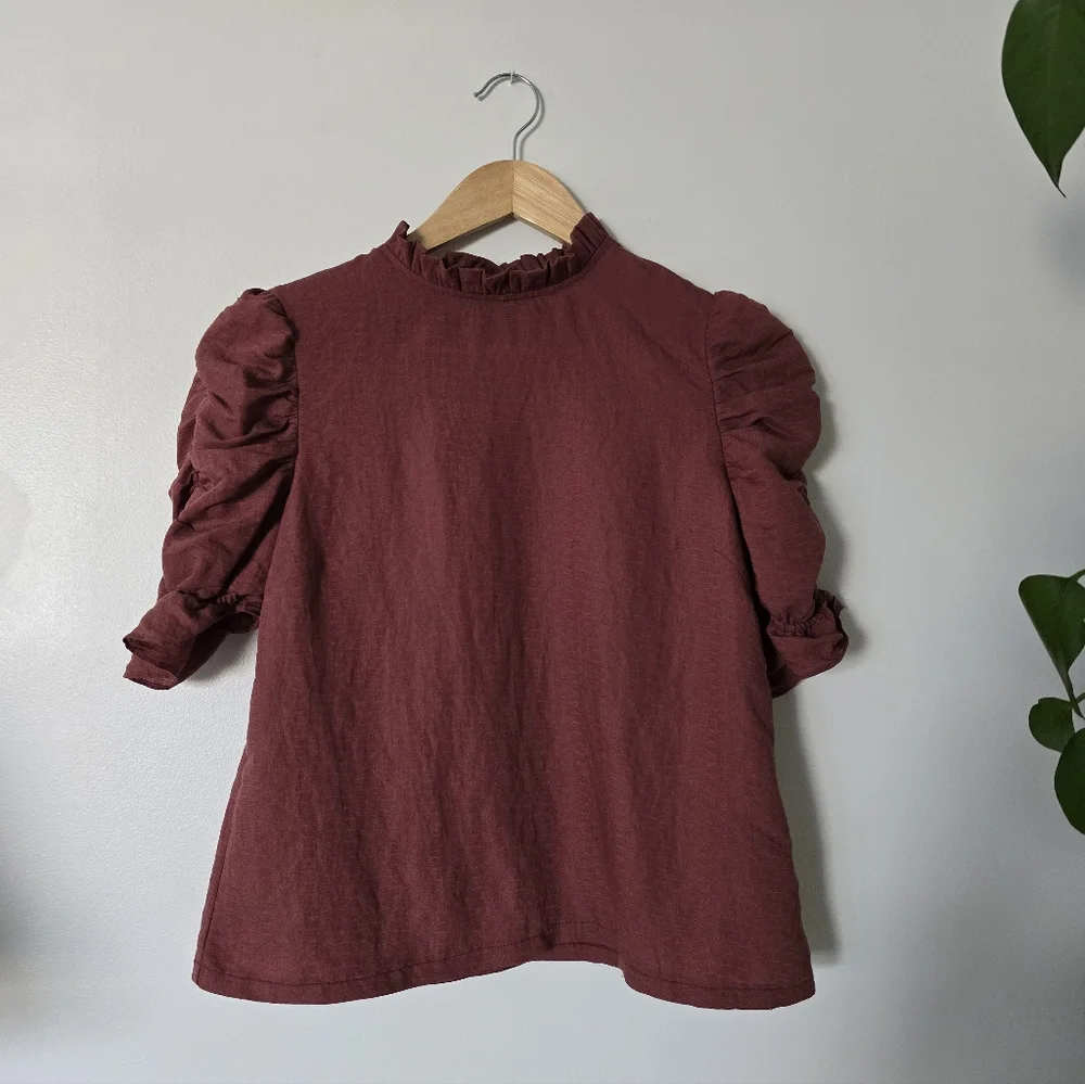 Moon River Size Small Mauve Rose Short Sleeve Blouse Lightweight Top - Picture 5 of 9